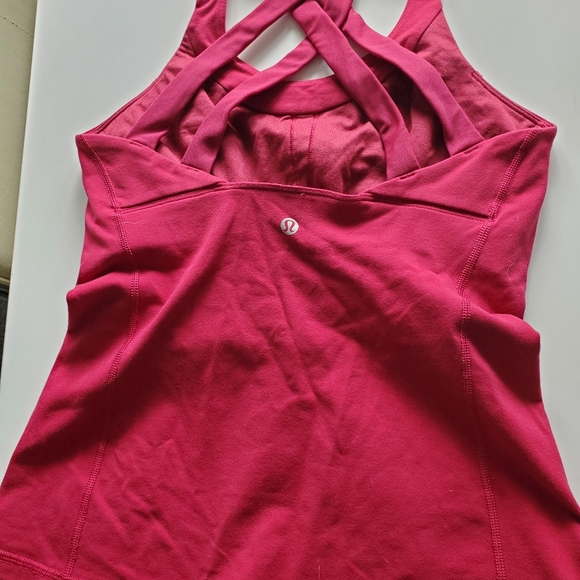 Lululemon tank - Picture 2 of 2